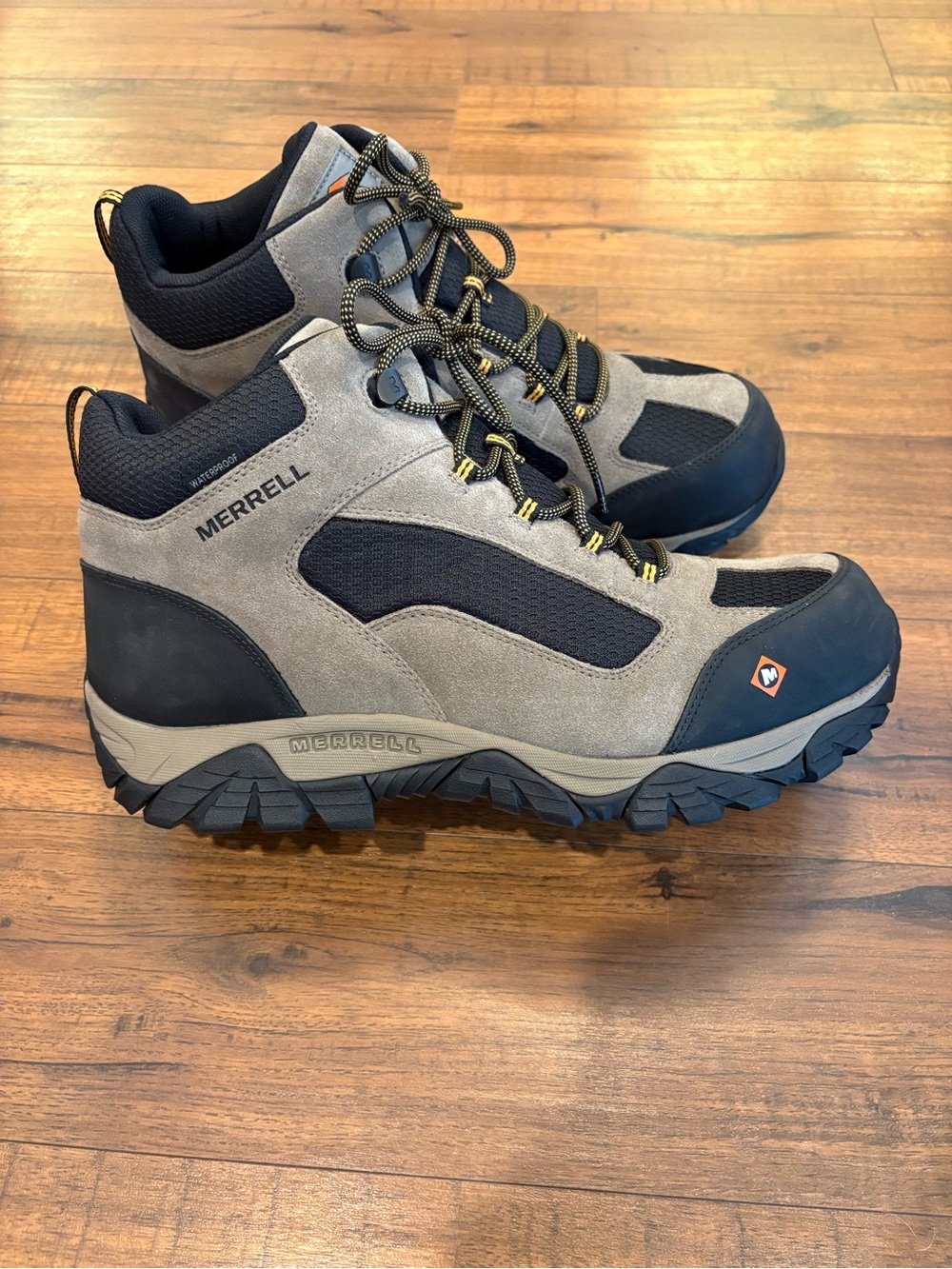 Merrell Men's Moab Onset Mid Waterproof Comp Toe Walnut Work Boots Sz 14
